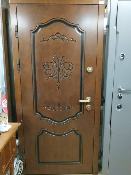 Дверь металлическая входная 205\91 см. левосторонняя Фанера влагостойкая фото