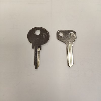 Автомобільний ключ без чіпа 1 категорія Автомобільний ключ без чіпа 1 категорія фото