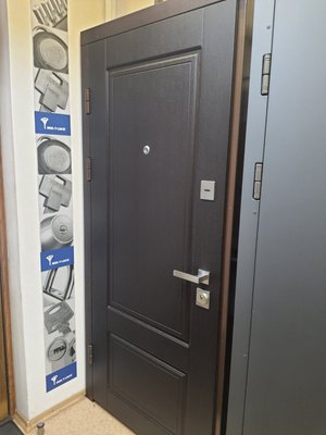 Дверь металлическая входная 204\89 см. левосторонняя Венге\дуб лате фото